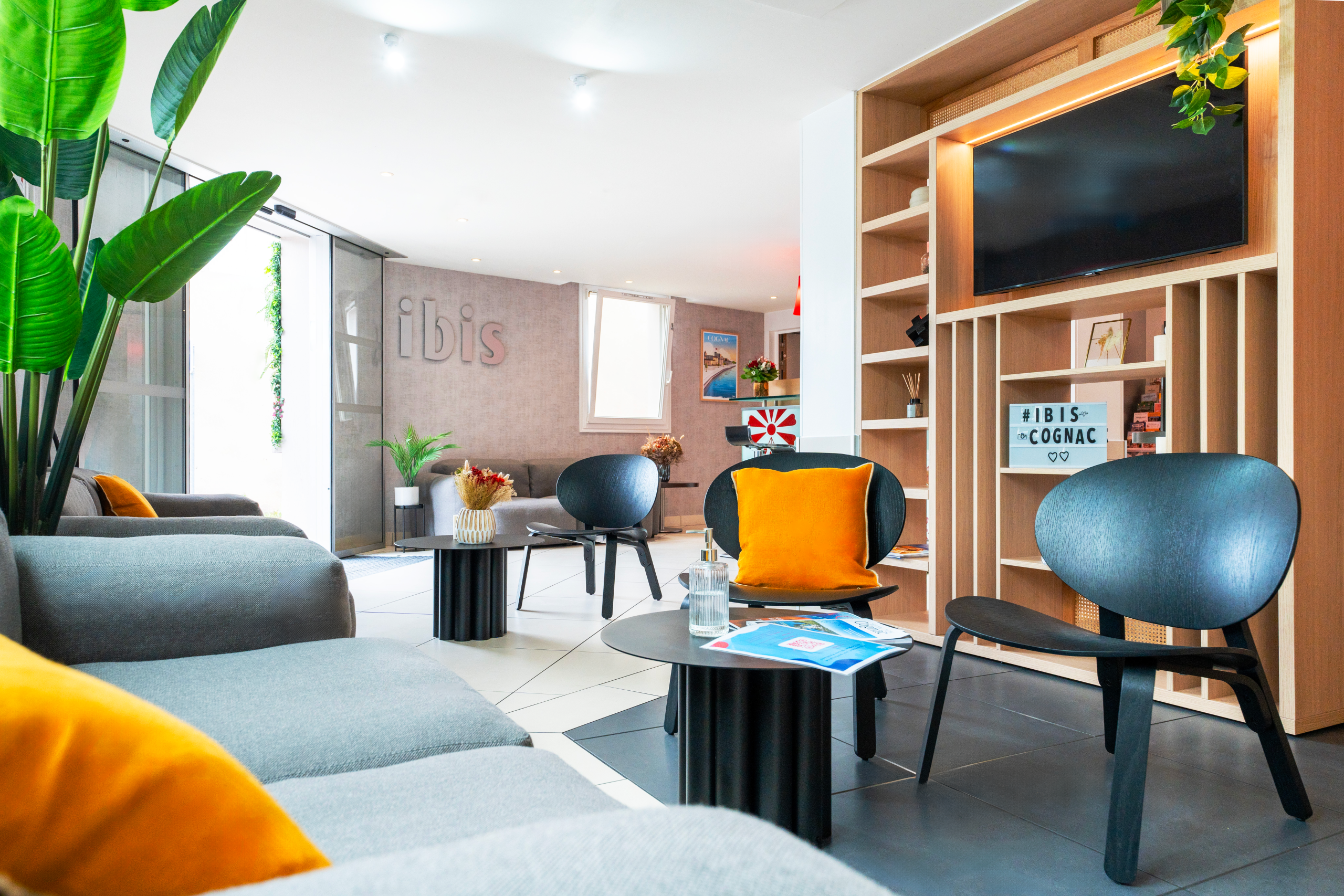 Reportage photo Hôtel Ibis Cognac — TNX Agency